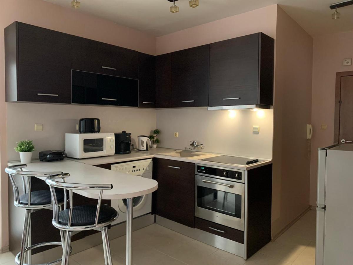 Villa Rouge - Apartment Victoria โซโซโปล ภายนอก รูปภาพ